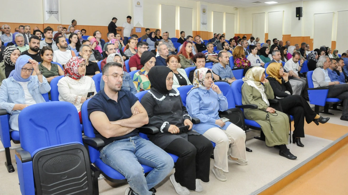 Selçuk Üniversitesinde “Adil ve Eşit Davranma İlkesi” anlatıldı